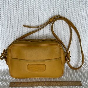Vintage Dooney & Bourke All-Weather Crossbody Yellow Leather 🍋